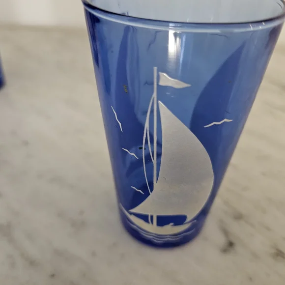 Set of Four Blue Hazel Atlas Sailboat Glasses - Picture 6 of 8